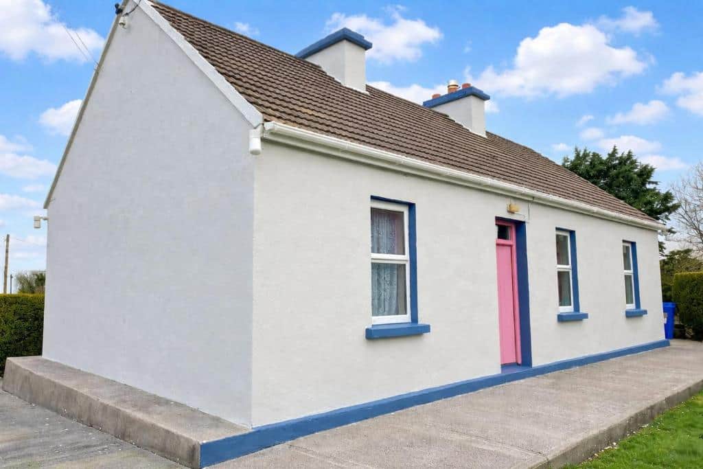 Paddy Staffs Cottage