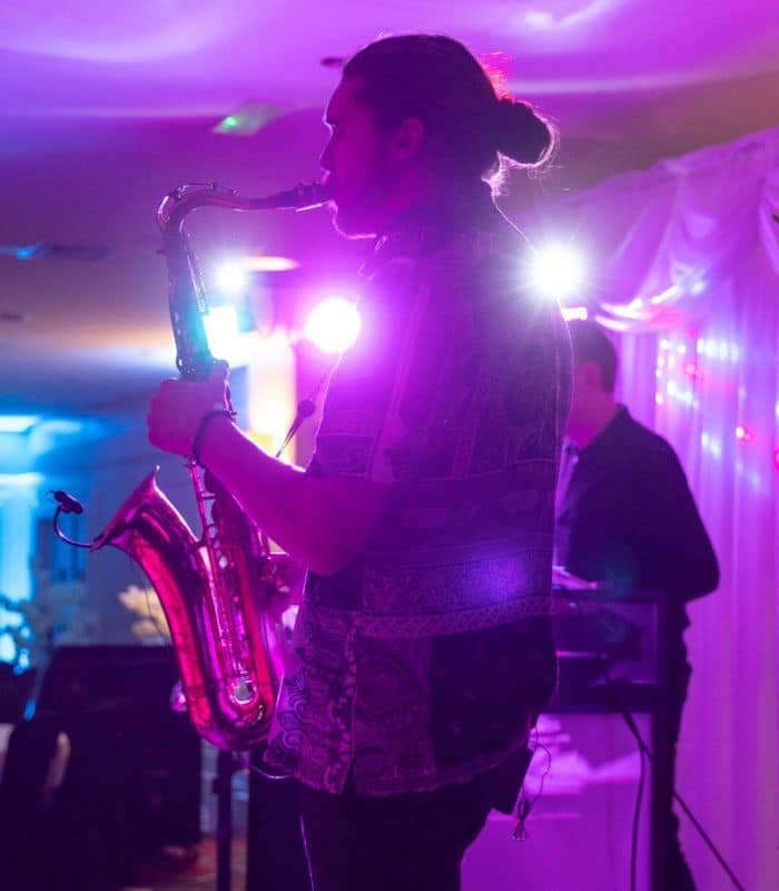 Pro Wedding DJ - Tommy Finan