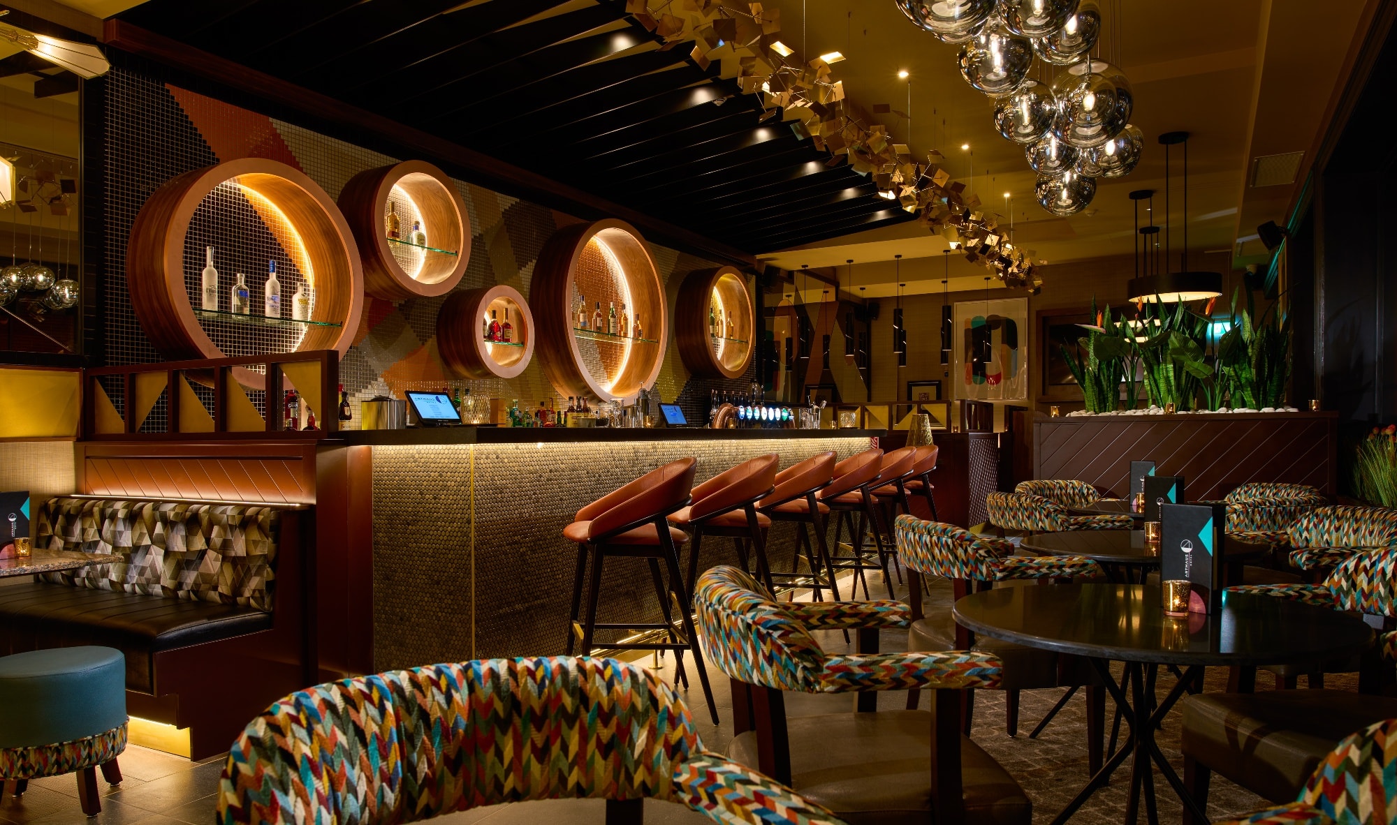 Laszlo's Bar and Restaurant