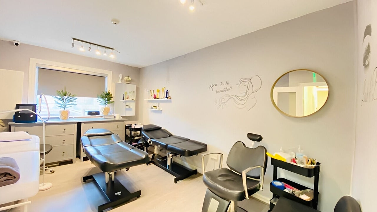Golden Nails Stillorgan