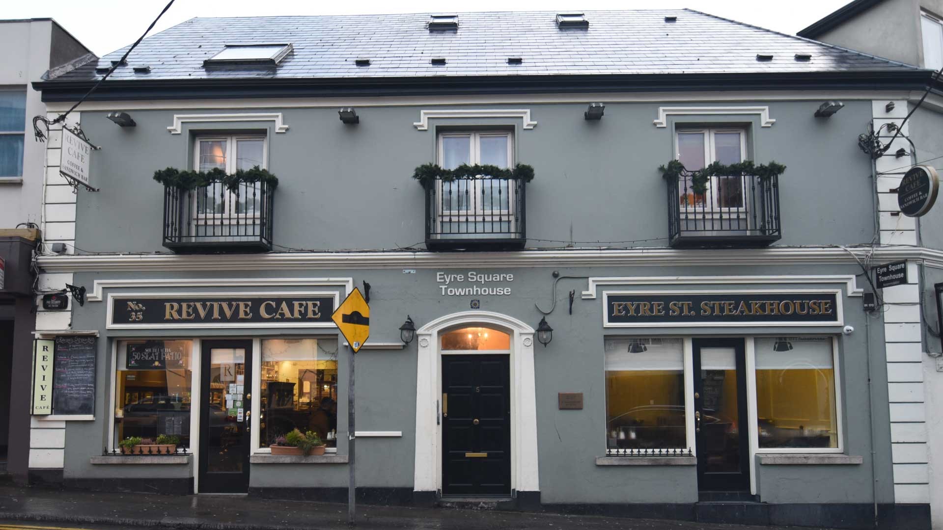 Eyre Square Townhouse