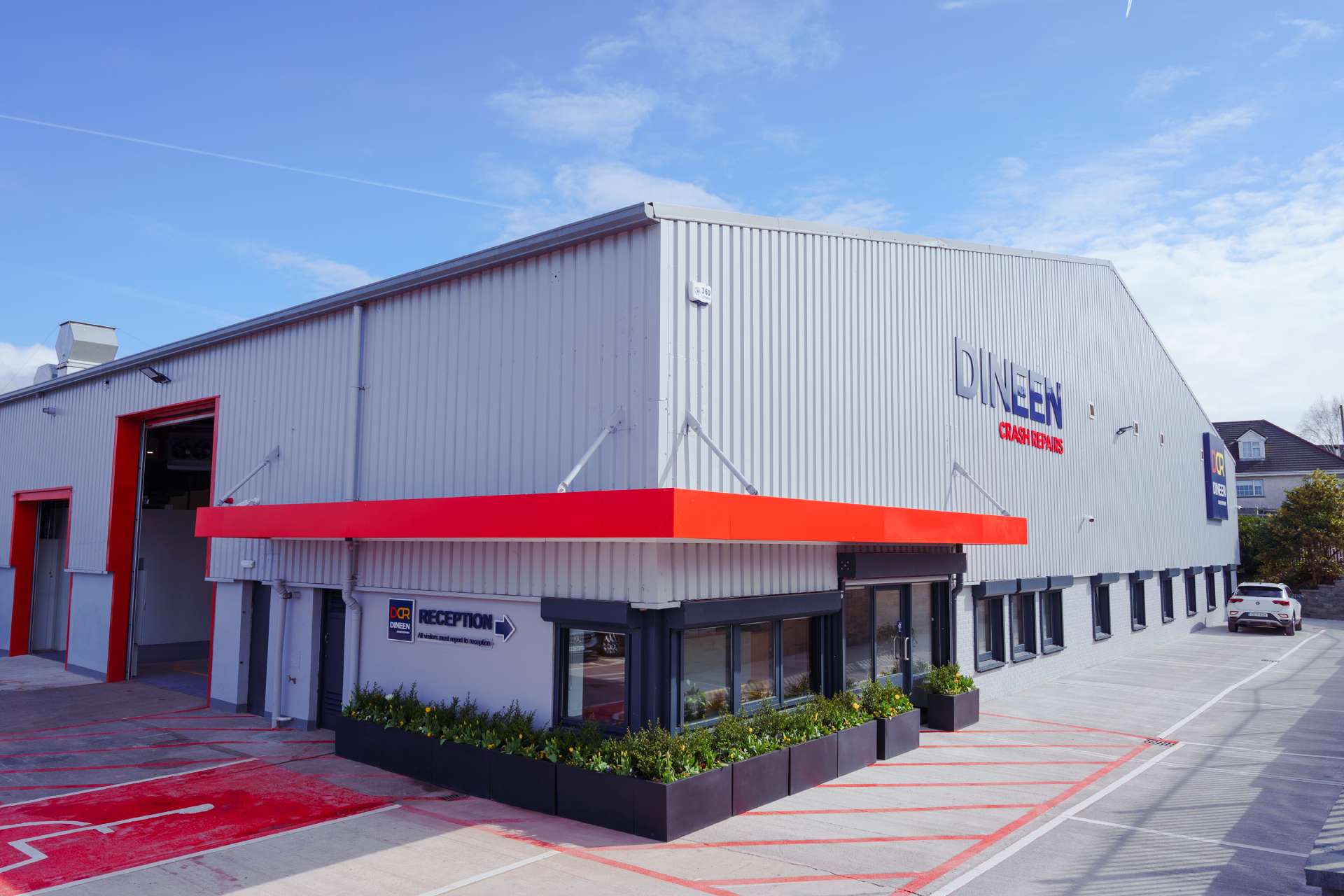 Dineen Crash Repairs