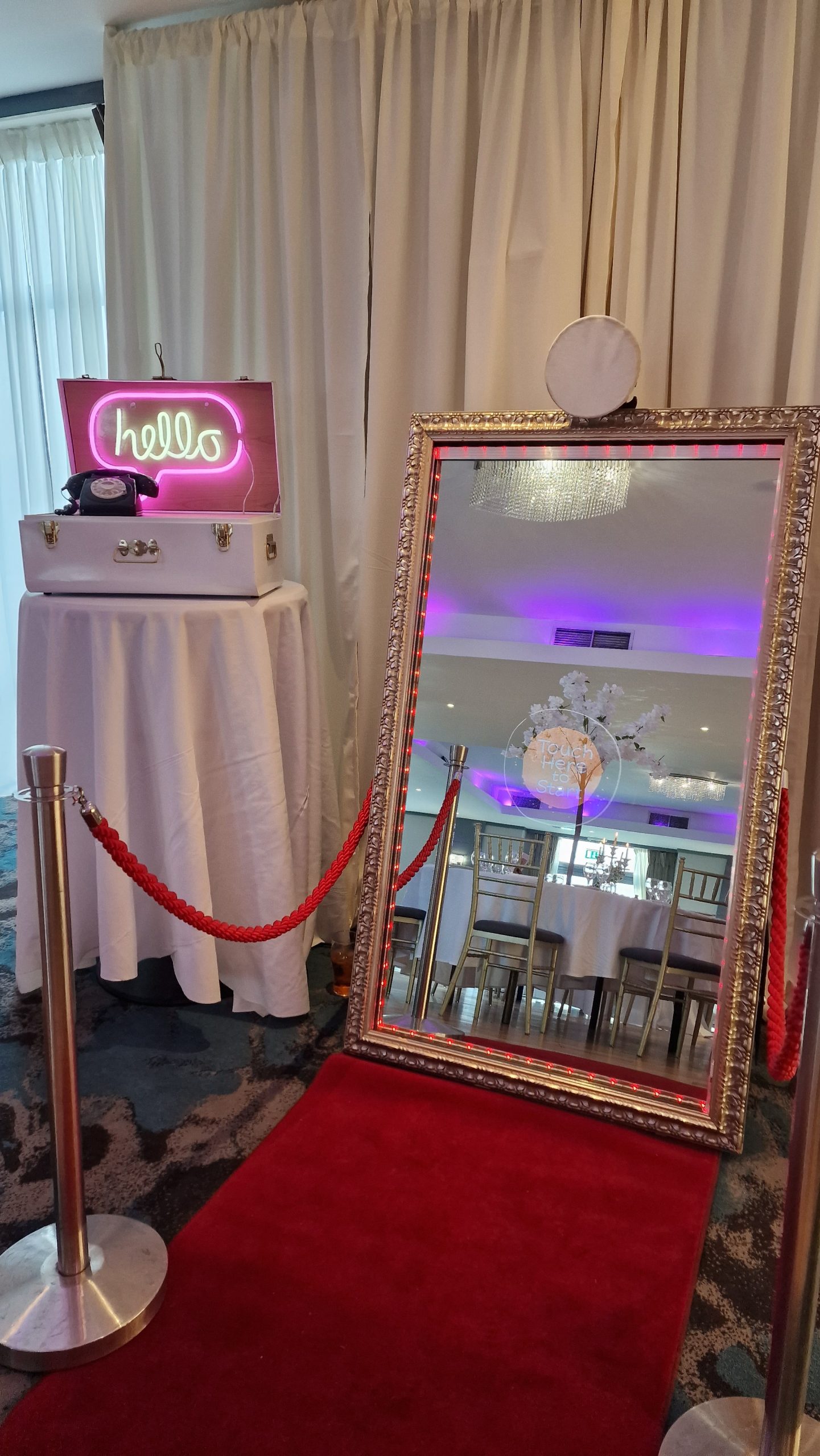 Selfie Mirror Hire | Selfie Mirror Booth
