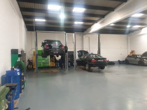 IH AUTOS