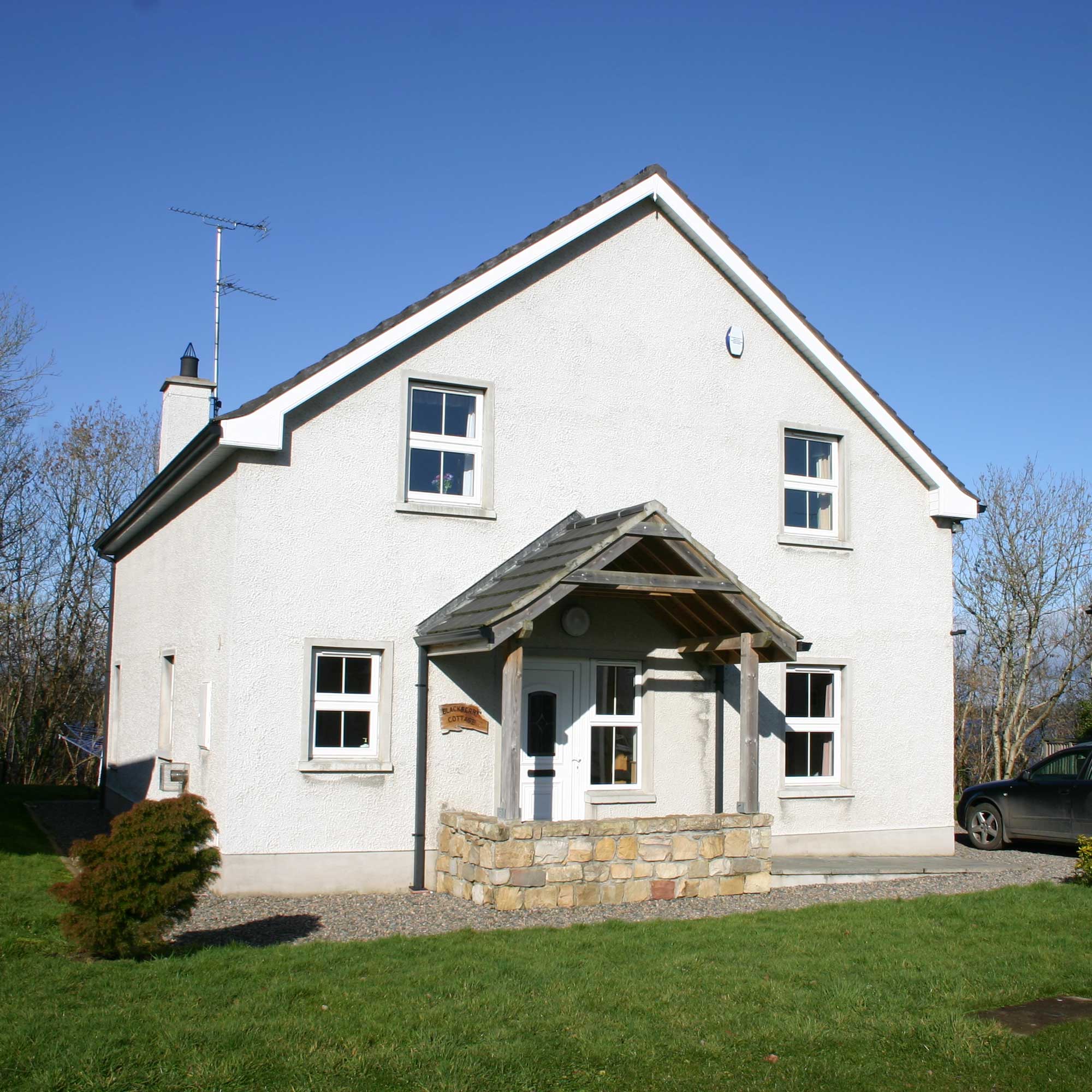 Bluebell and Blackberry Cottages : Fermanagh Lodges