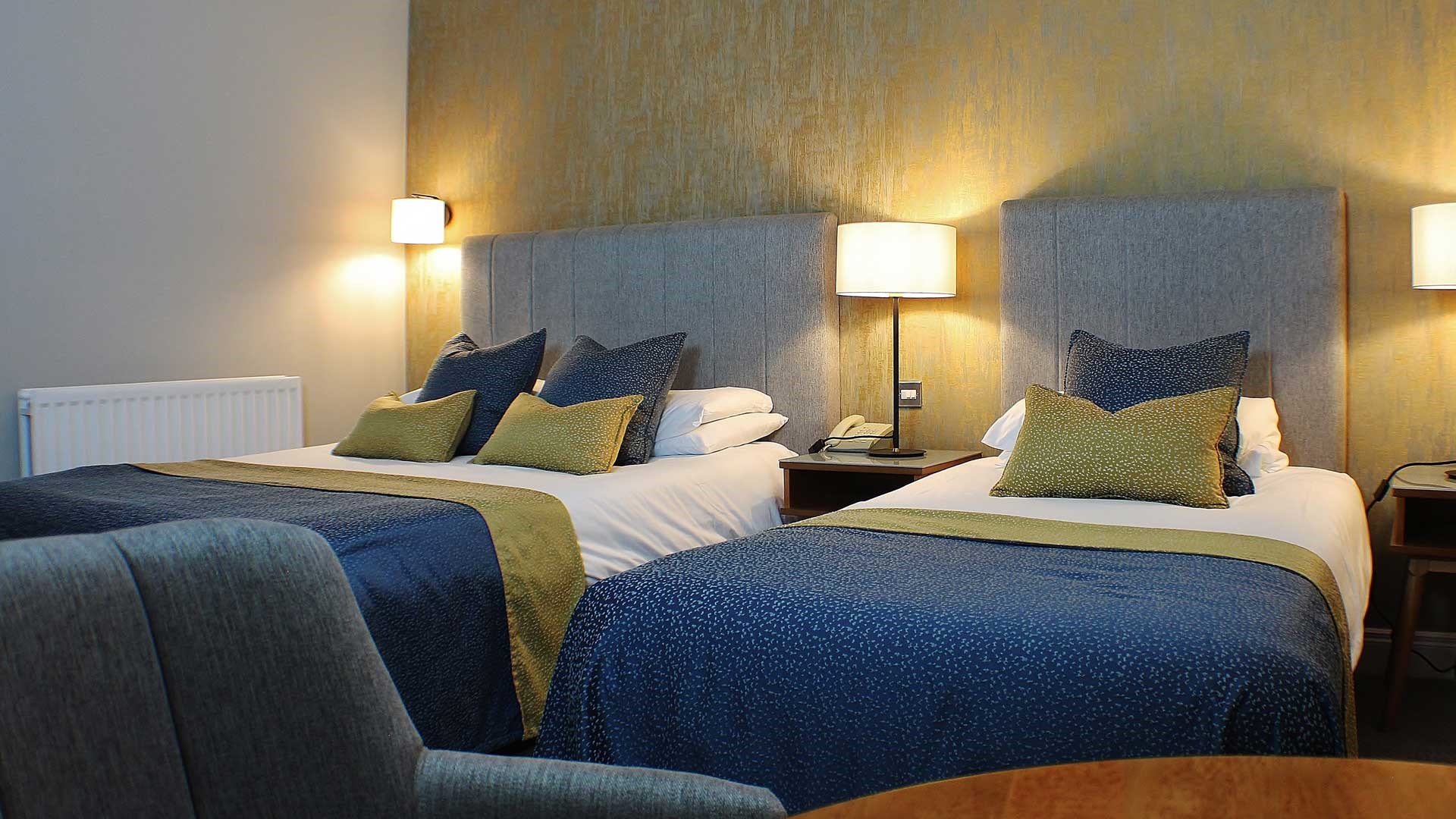 Downings Bay Hotel