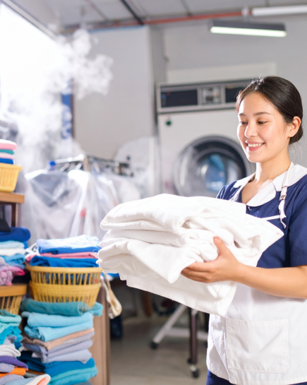 Dee's Dry Cleaning & Laundry