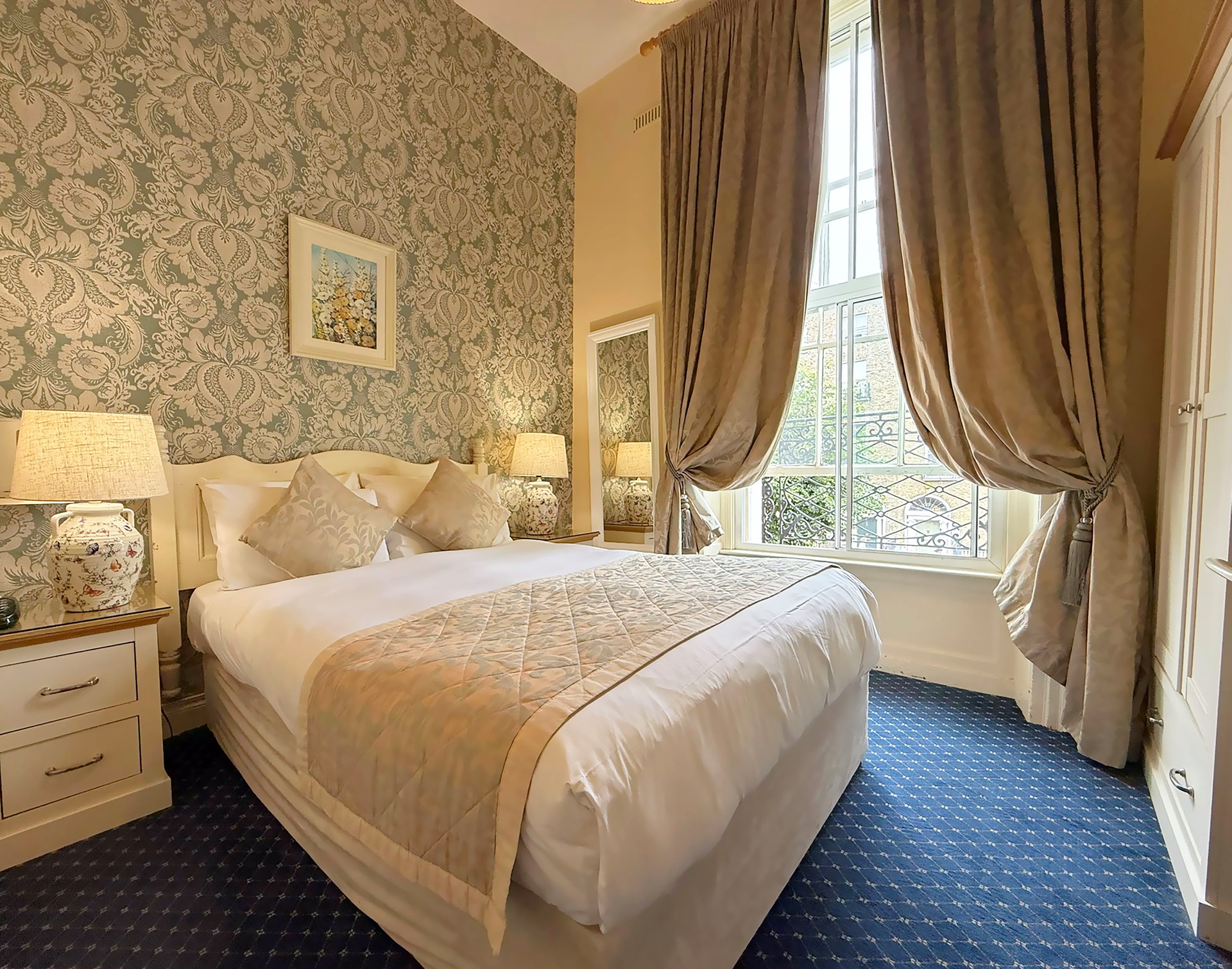 Baggot Court Townhouse