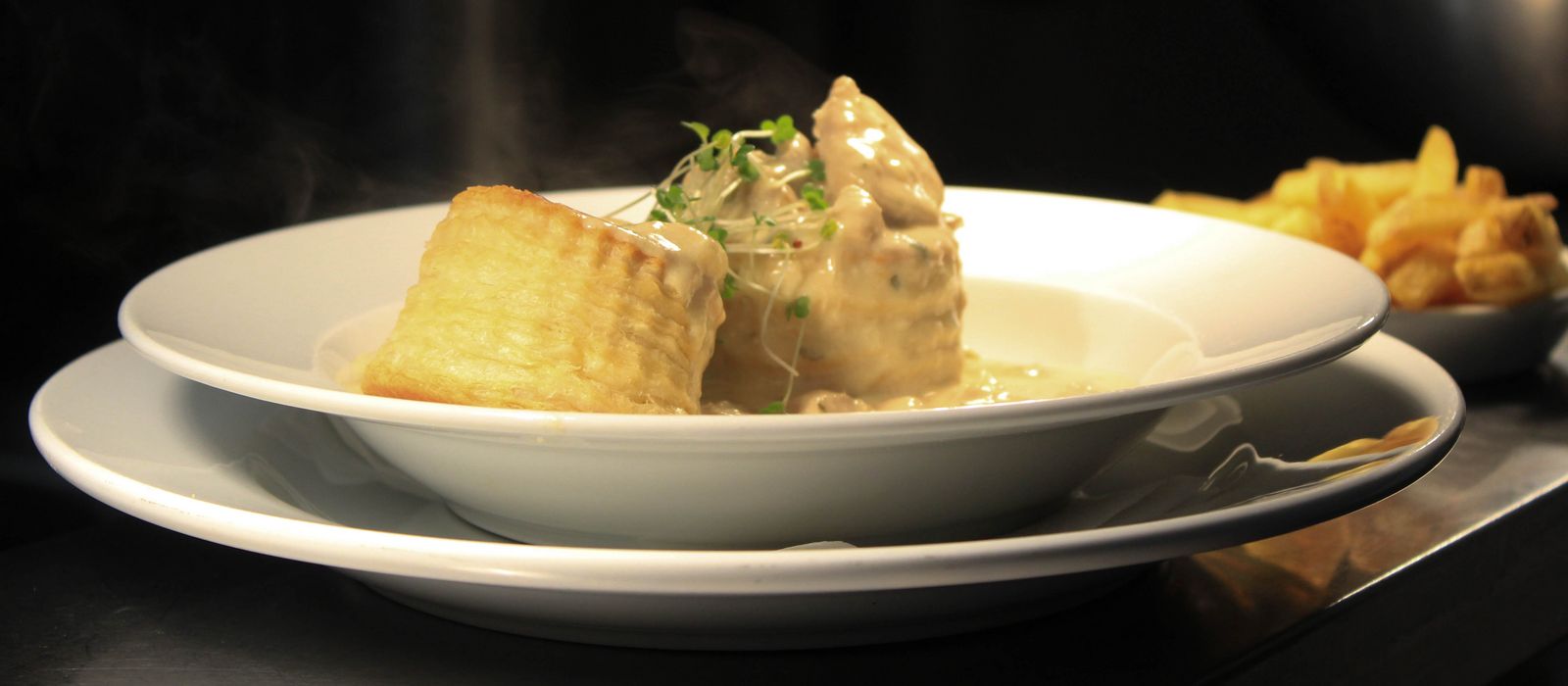 Gally's Bar & Restaurant