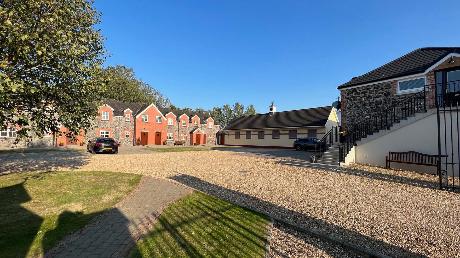 Stable Court Apartments