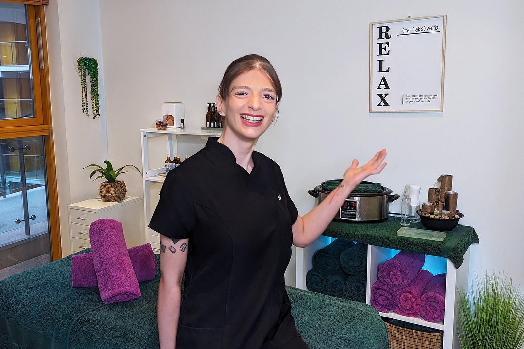 Leti - Massage Therapist