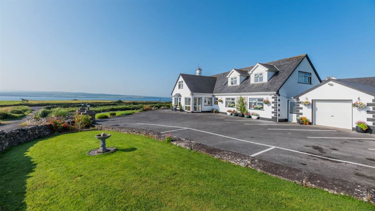 Sea Haven - Stunning Sea Views!