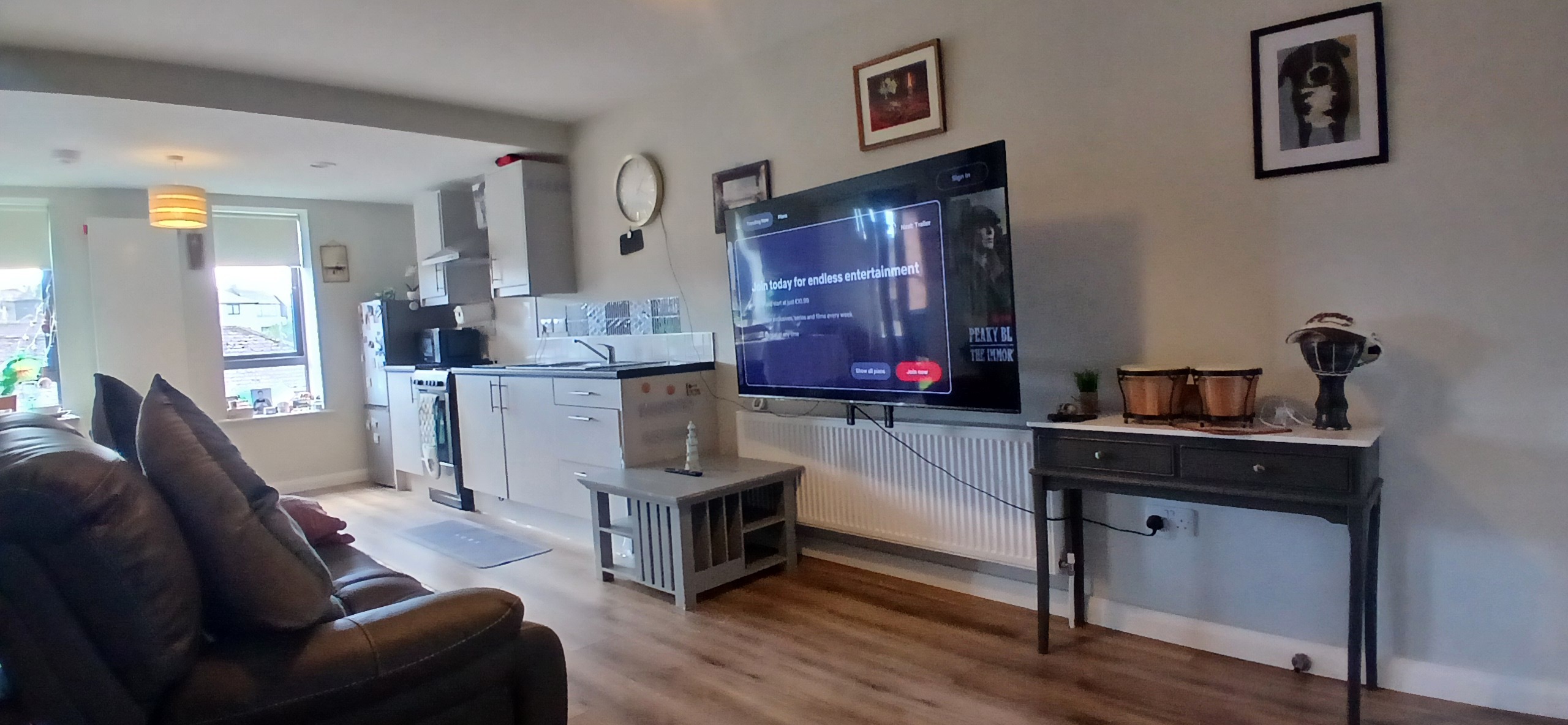 Cozy 1BDR APT with Private Balcony Near City