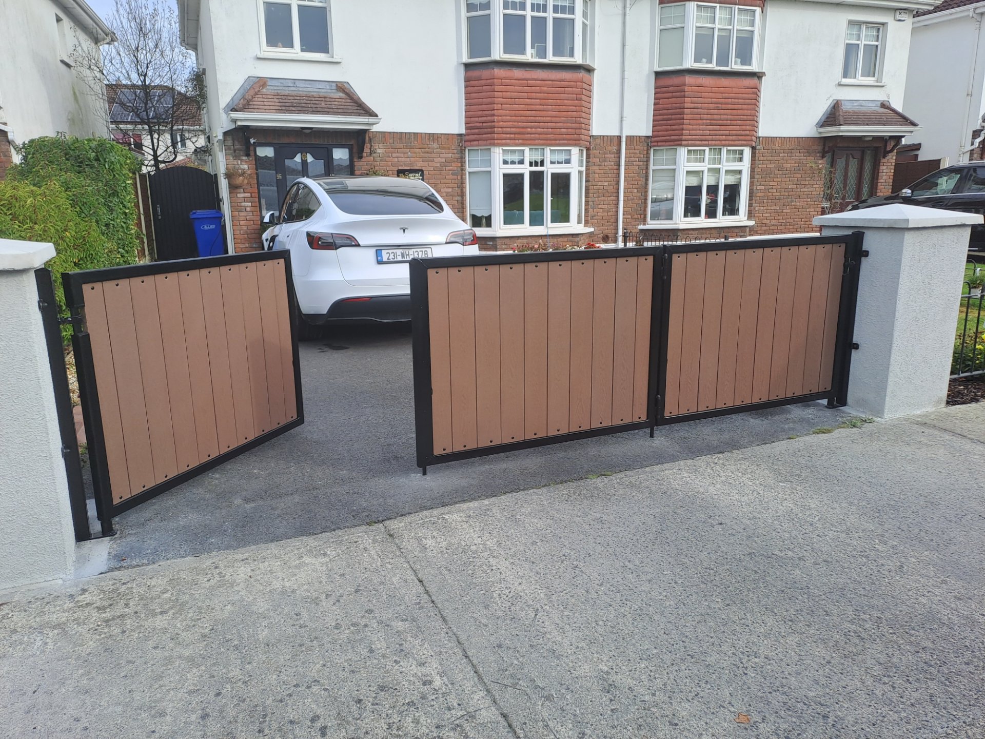 B&D Gates & Railings