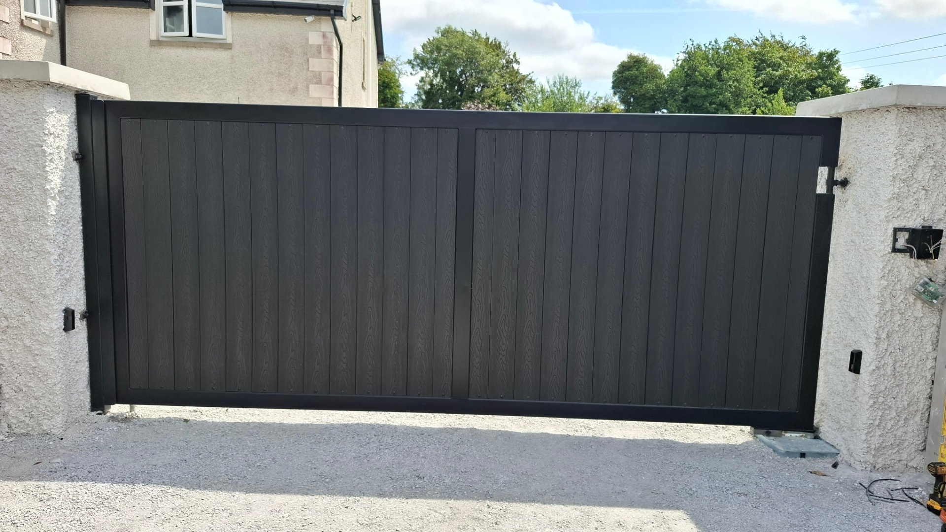 B&D Gates & Railings