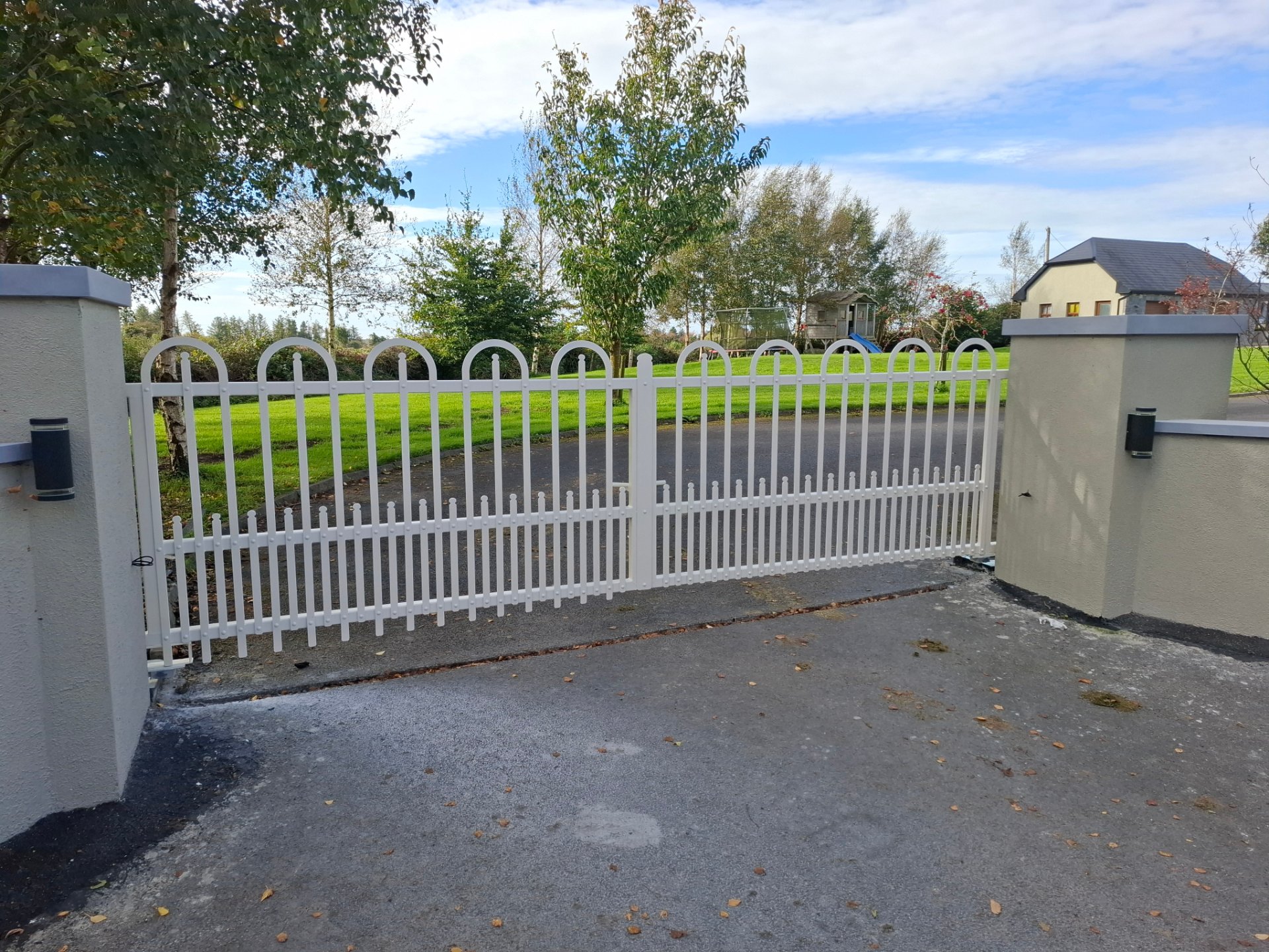 B&D Gates & Railings