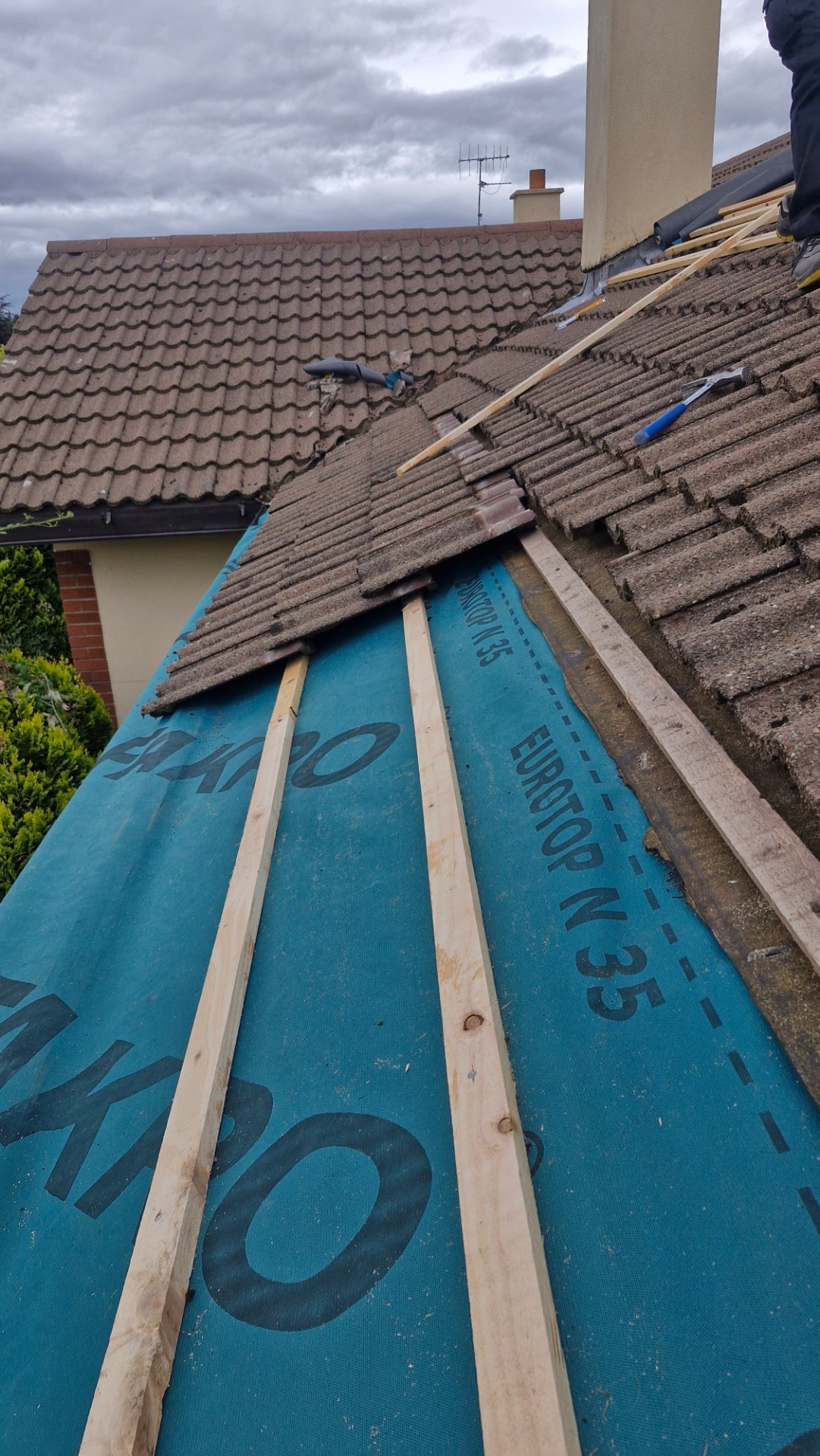 Noble roofing