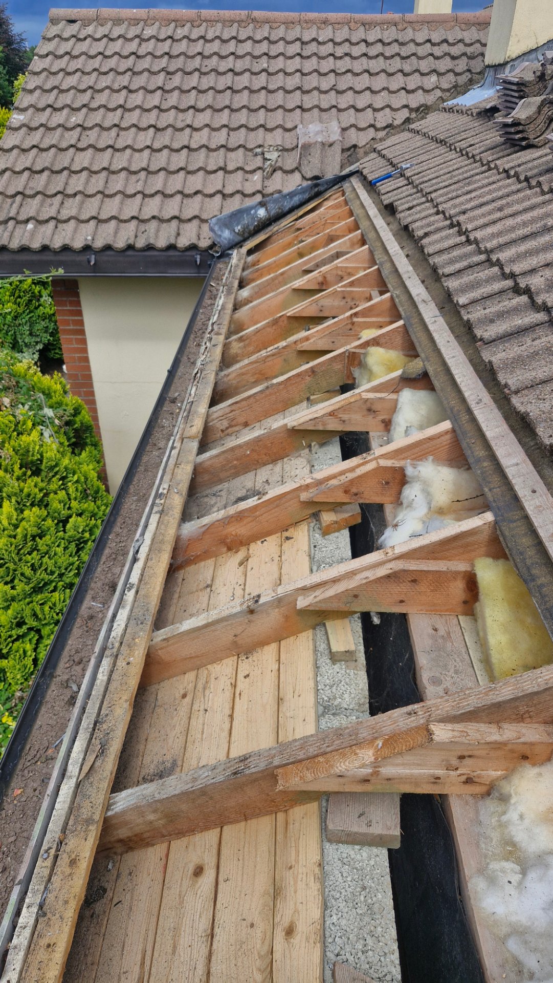 Noble roofing