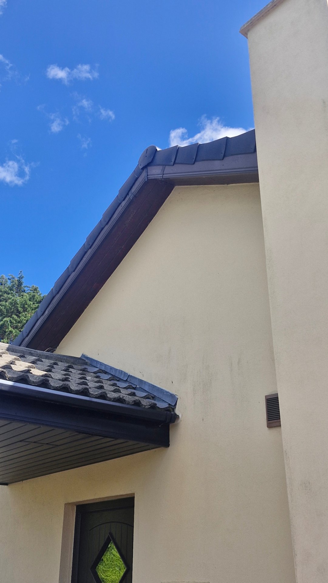 Noble roofing