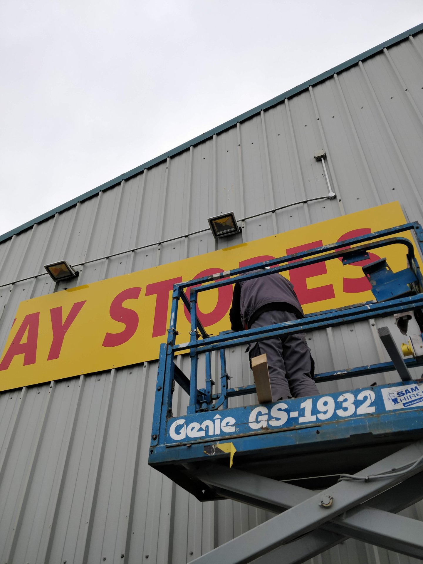 Smart Art Signs